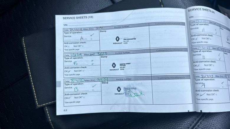 Renault Captur 1.5 dCi 90 Signature X Nav 5dr Diesel Hatchback